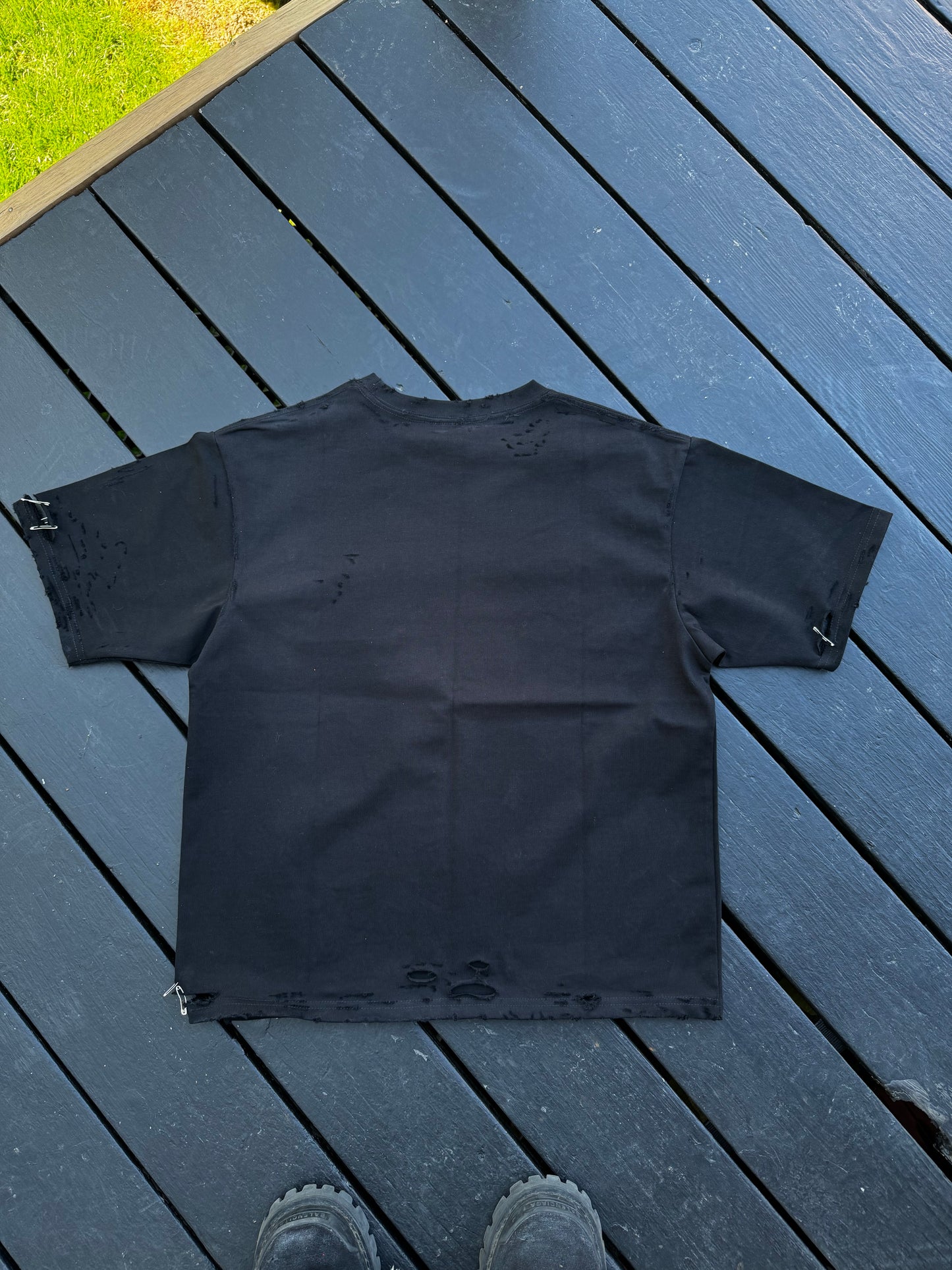Distressed Pocket Tee Noir