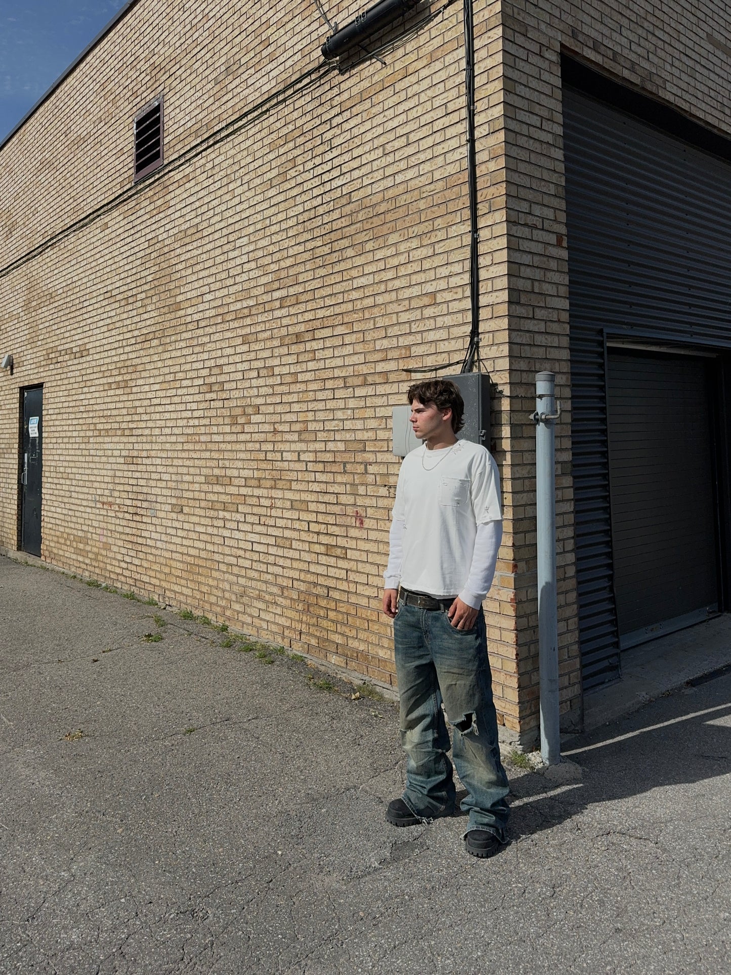 Distressed Pocket Tee Blanc